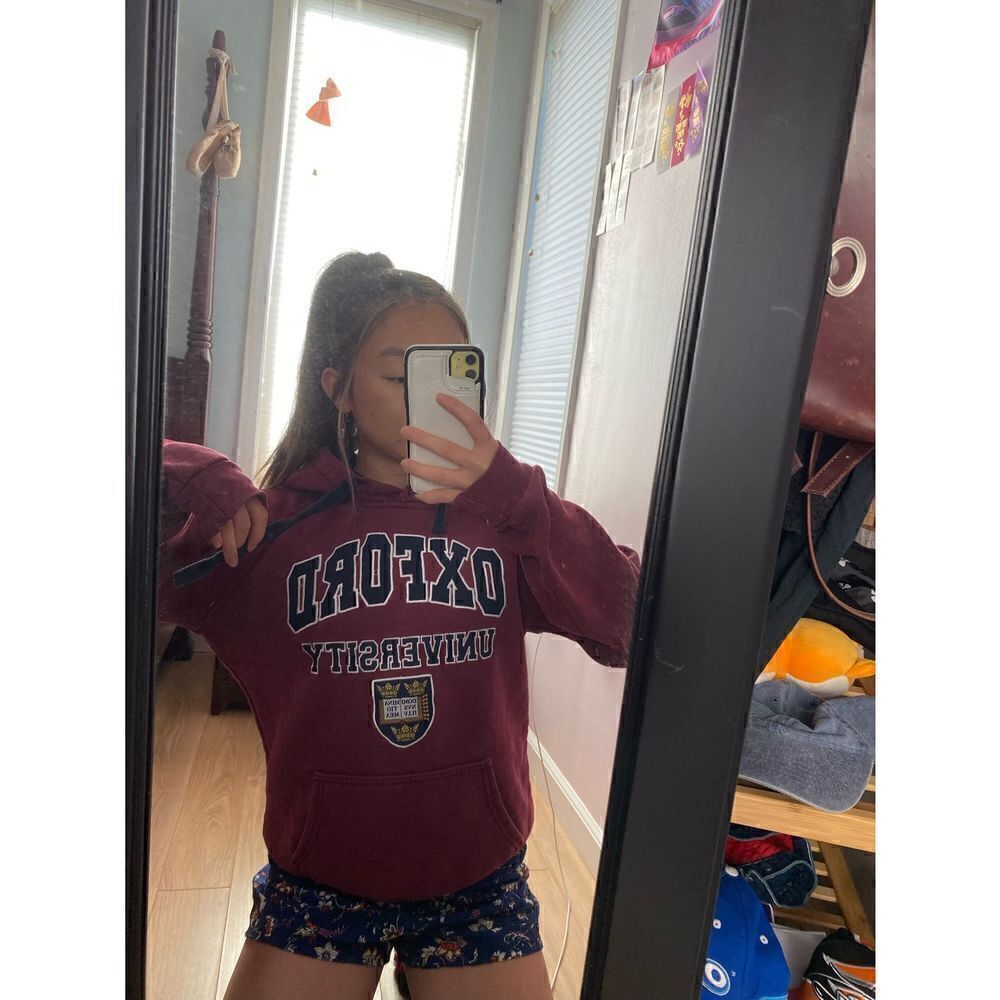 Burgundy Oxford university hoodie size medium